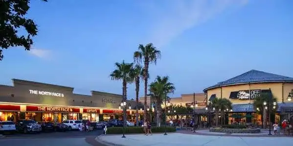 Silver Sands Premium Outlets