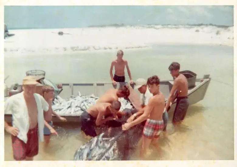 Vintage SoWal - Boatful of Fish on Eastern Lake