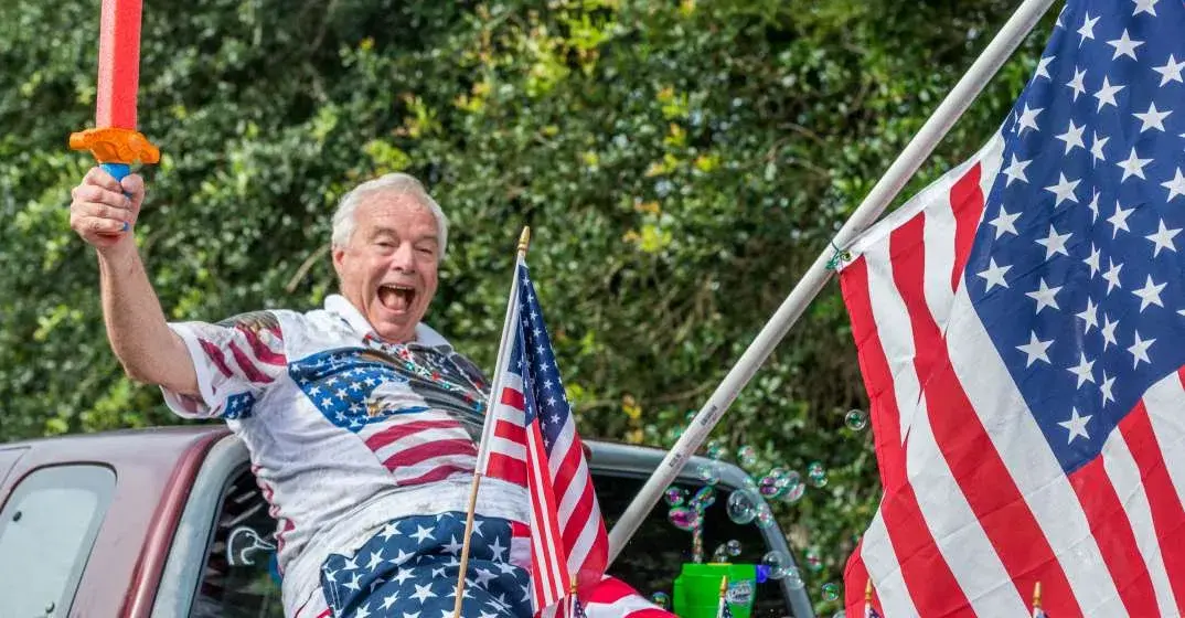 How to be a Fourth of July SoWal Beach Hero
