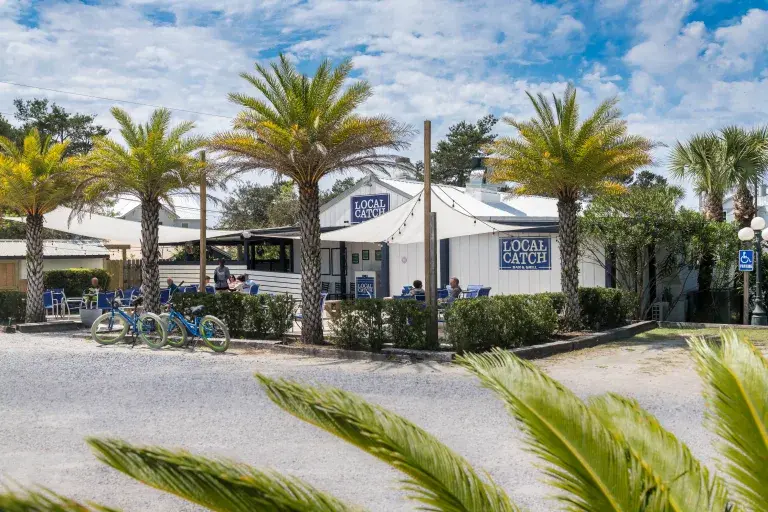 Local Catch Bar & Grill