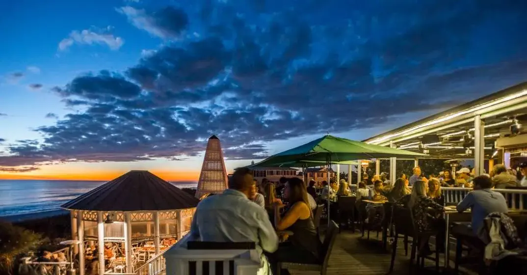 Bud & Alley’s Waterfront Restaurant Again Receives Golden Spoon Hall Of Fame Award