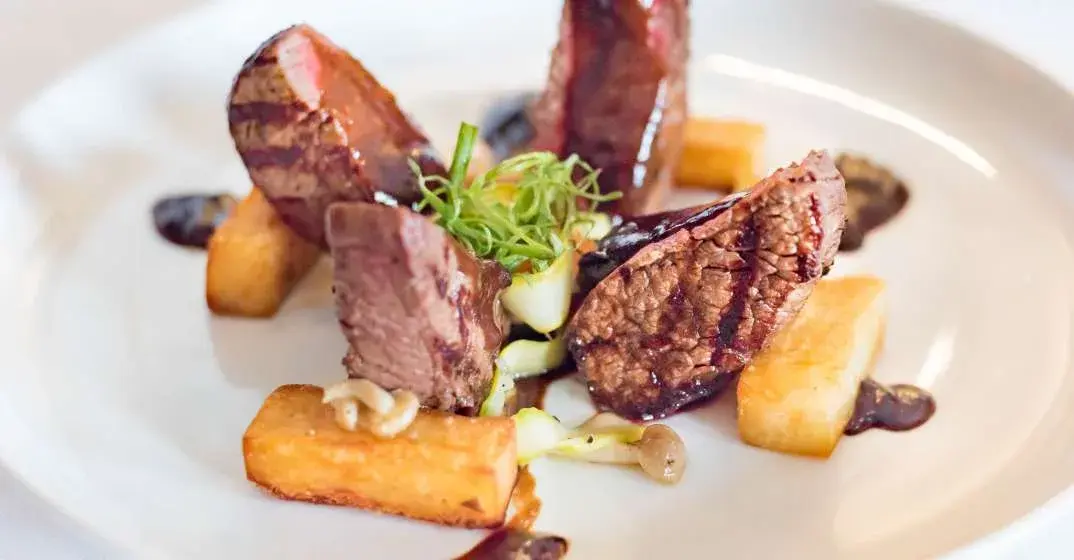 Seagar’s Prime Steaks & Seafood at Hilton Sandestin a Cut Above the Rest
