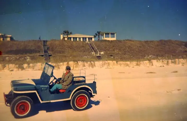 Vintage SoWal - Babo on the Beach in the Blue Goose